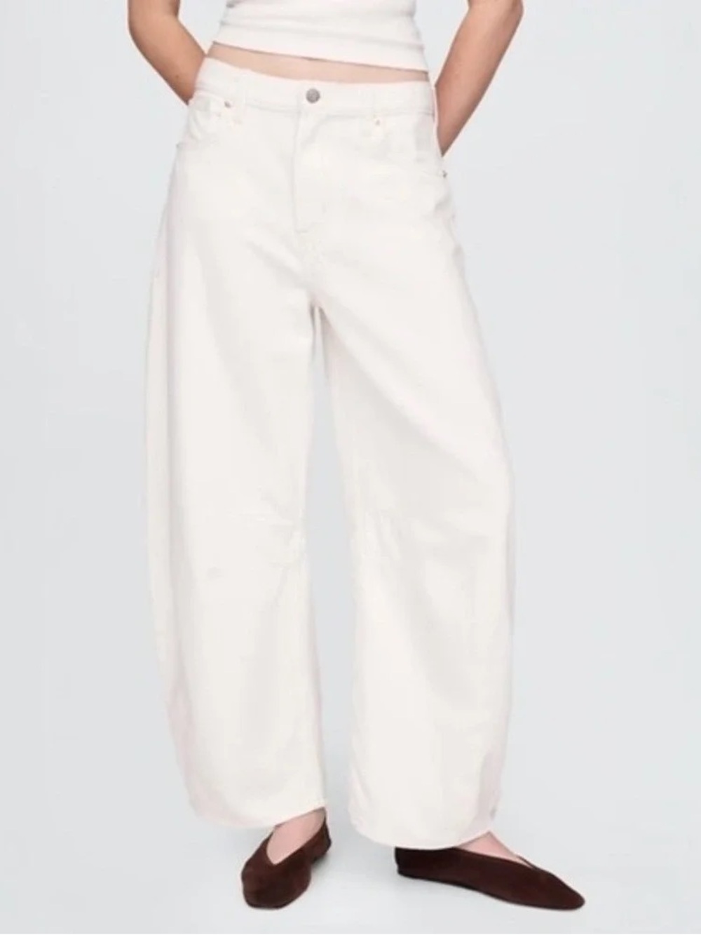 GAP HorseshoeHigh-Rise Wide-Leg Jeans in White 29
